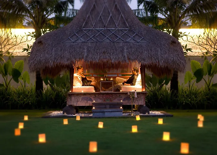 The Royal Santrian Villa *