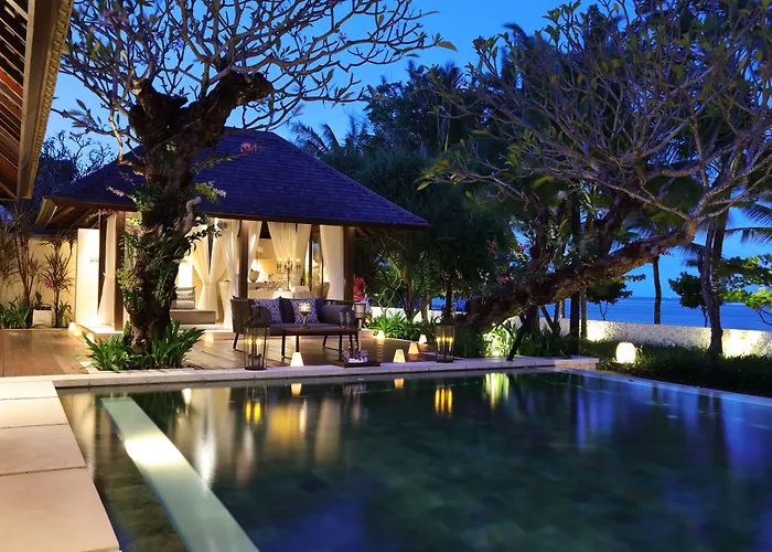 Villa The Royal Santrian *