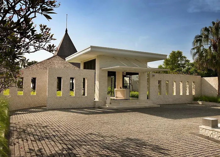 Villa The Royal Santrian